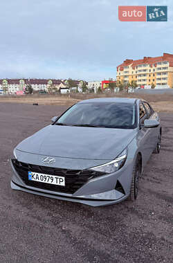 Седан Hyundai Elantra 2021 в Киеве