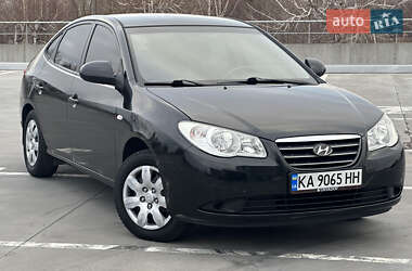 Седан Hyundai Elantra 2007 в Києві