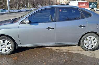 Седан Hyundai Elantra 2011 в Києві