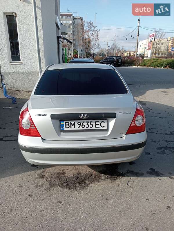 Седан Hyundai Elantra 2006 в Сумах