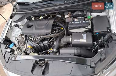 Седан Hyundai Elantra 2018 в Хмельницком