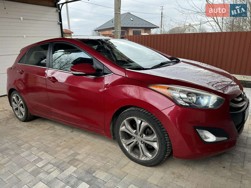 Хэтчбек Hyundai Elantra 2014 в 