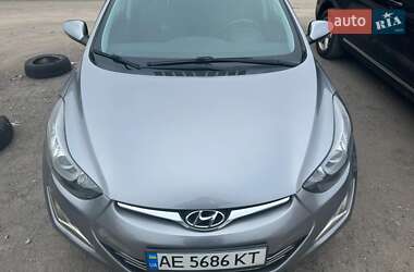 Хетчбек Hyundai Elantra 2014 в Дніпрі