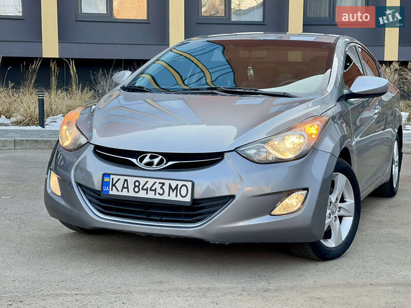 Седан Hyundai Elantra 2013 в Черкасах