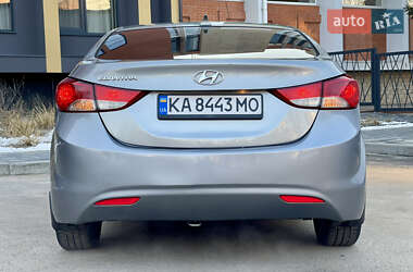 Седан Hyundai Elantra 2013 в Черкасах