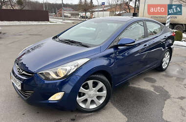 Седан Hyundai Elantra 2012 в Києві