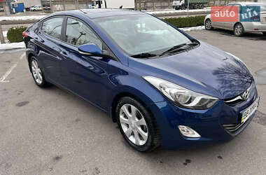 Седан Hyundai Elantra 2012 в Києві