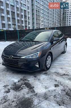 Седан Hyundai Elantra 2020 в Києві