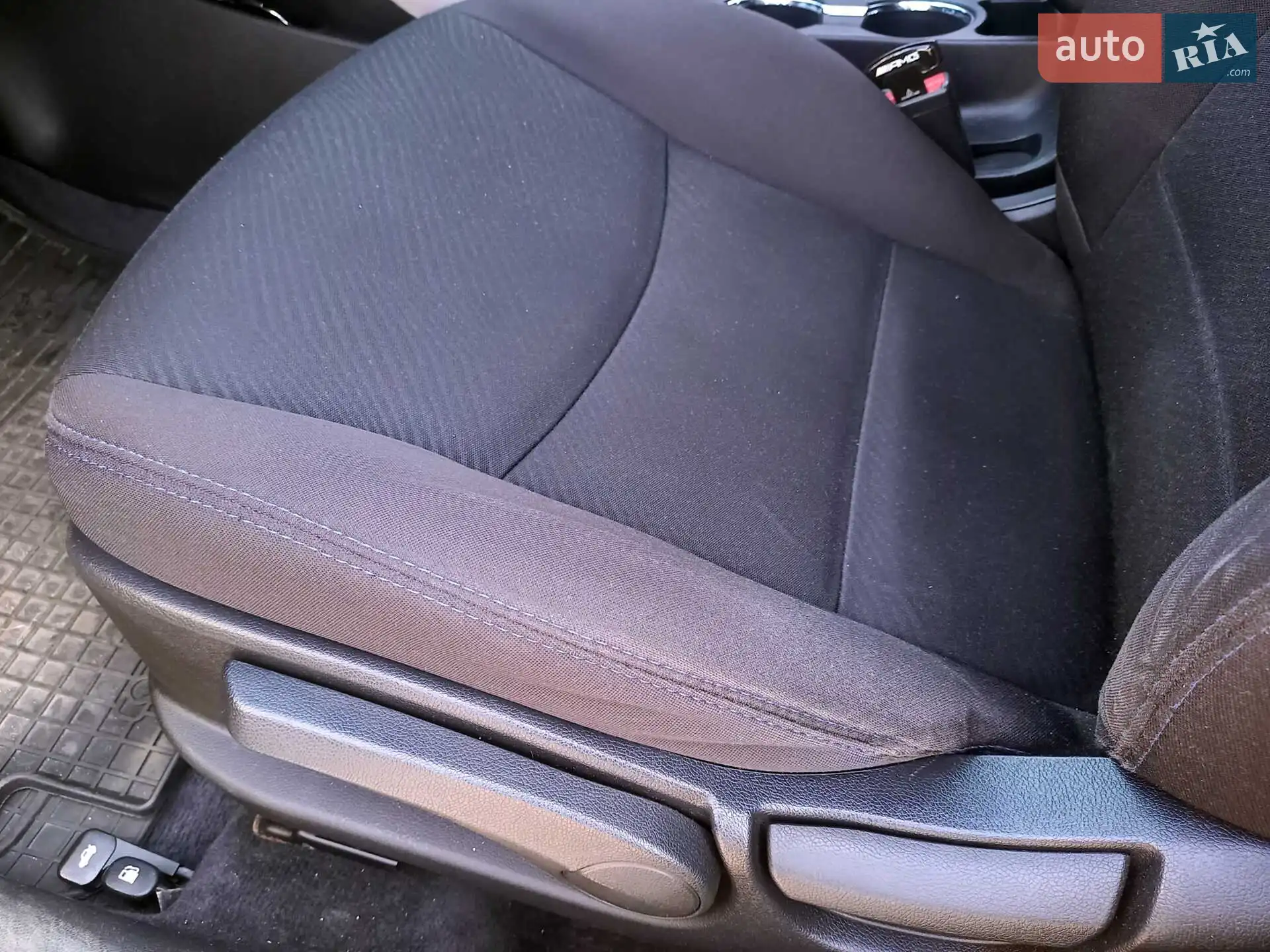 2012 Hyundai Elantra - мініатюра 23