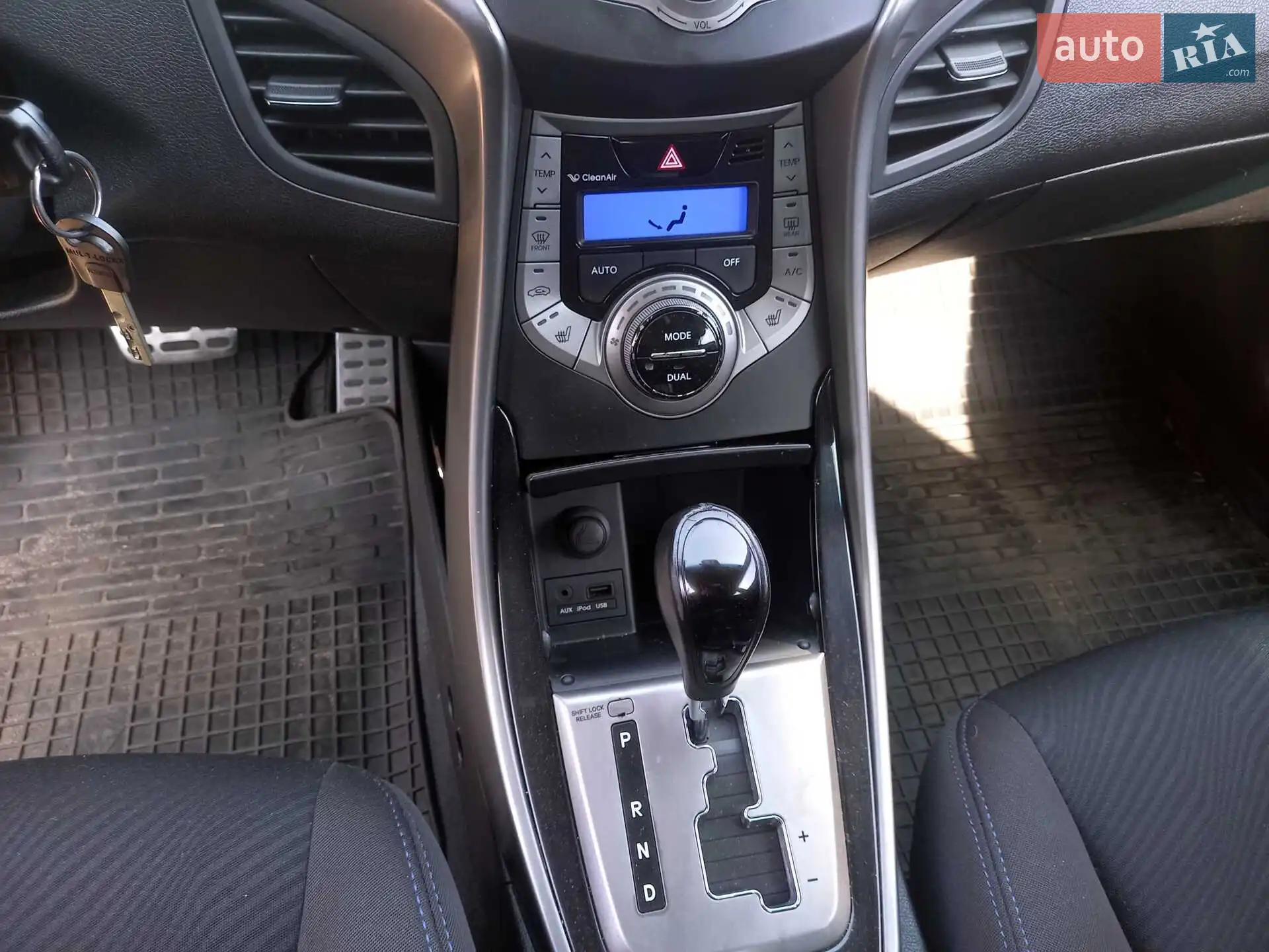 2012 Hyundai Elantra - мініатюра 29