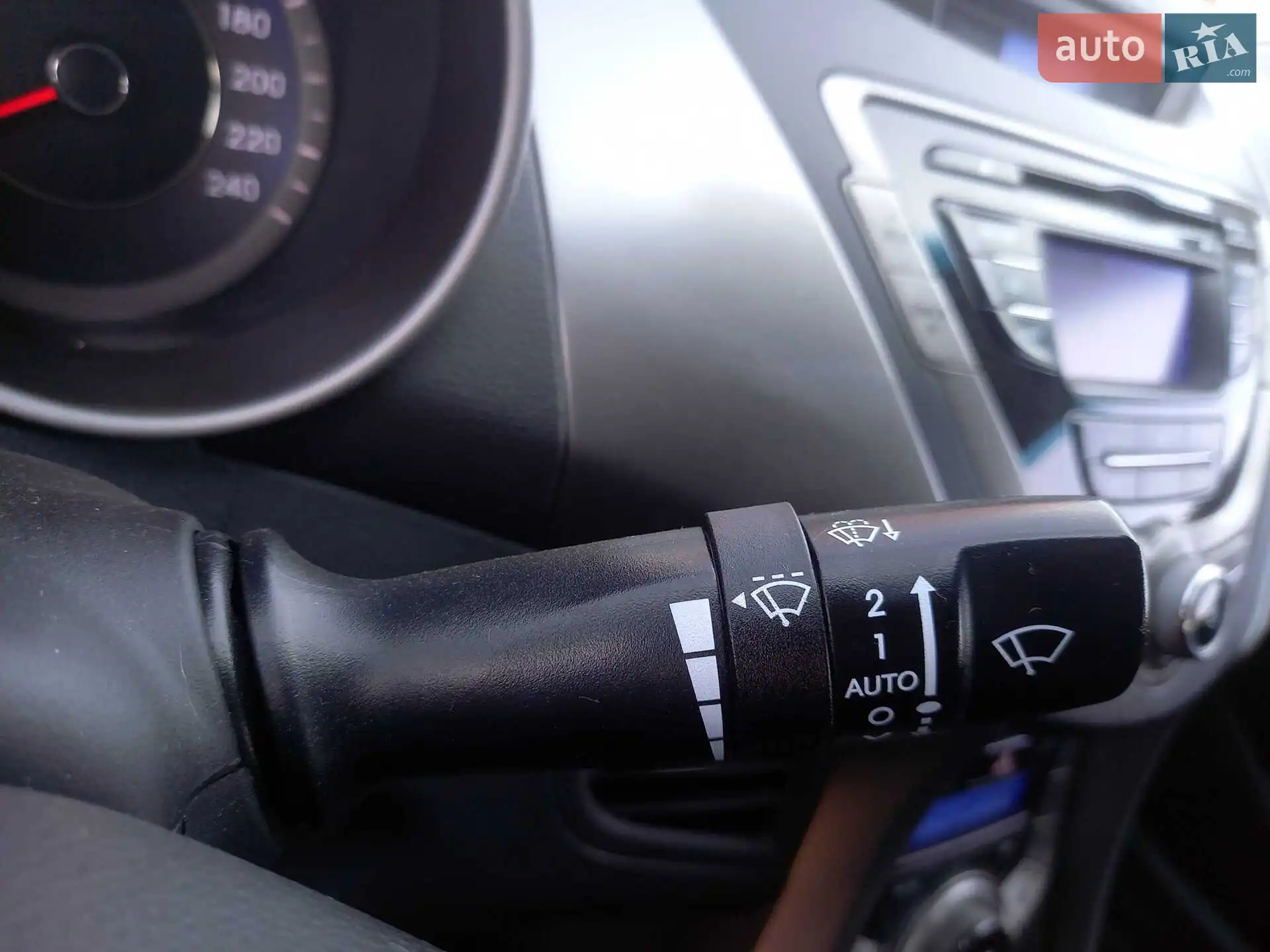 2012 Hyundai Elantra - мініатюра 33