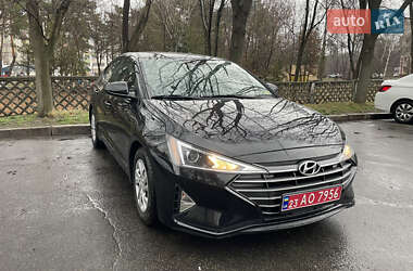 Седан Hyundai Elantra 2020 в Киеве