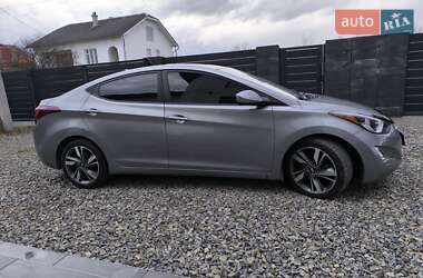 Седан Hyundai Elantra 2015 в 