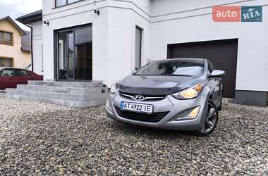 Седан Hyundai Elantra 2015 в 