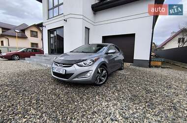 Седан Hyundai Elantra 2015 в 