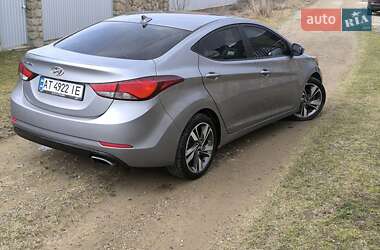Седан Hyundai Elantra 2015 в 