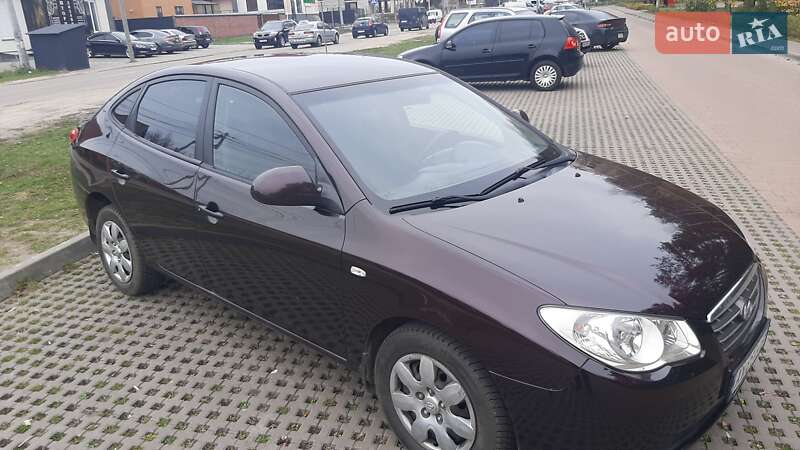 Седан Hyundai Elantra 2008 в Броварах
