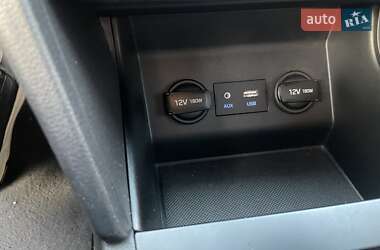 Седан Hyundai Elantra 2018 в 
