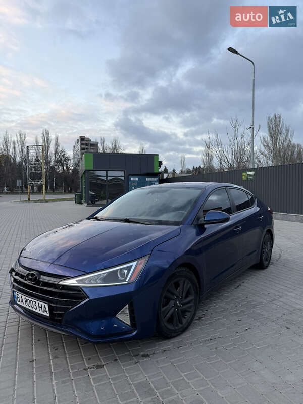 Hyundai Elantra 2020
