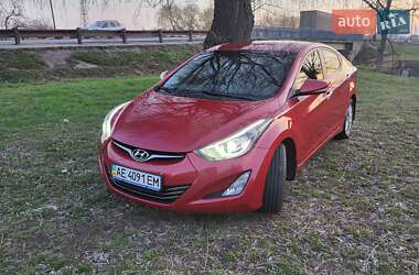 Седан Hyundai Elantra 2014 в 
