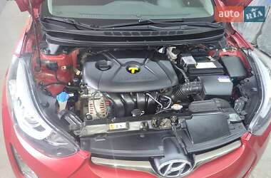 Седан Hyundai Elantra 2014 в 