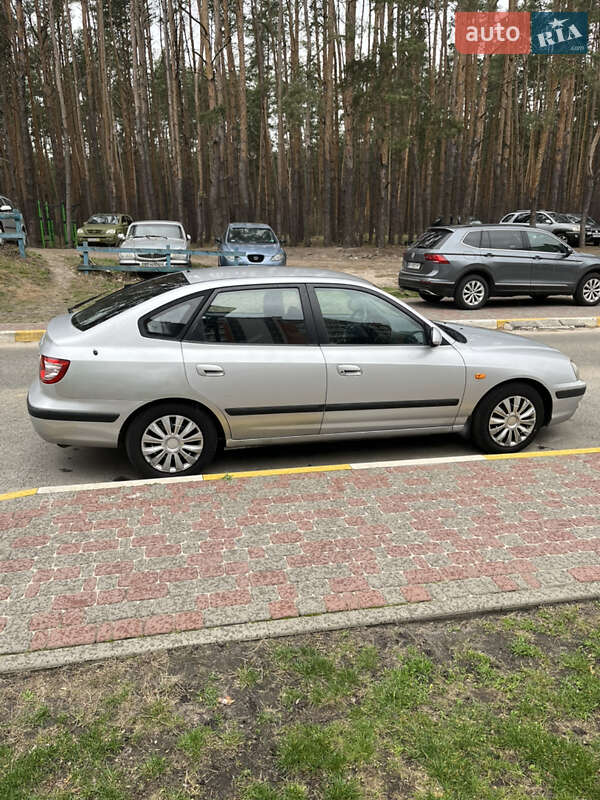 Хетчбек Hyundai Elantra 2003 в Ірпені