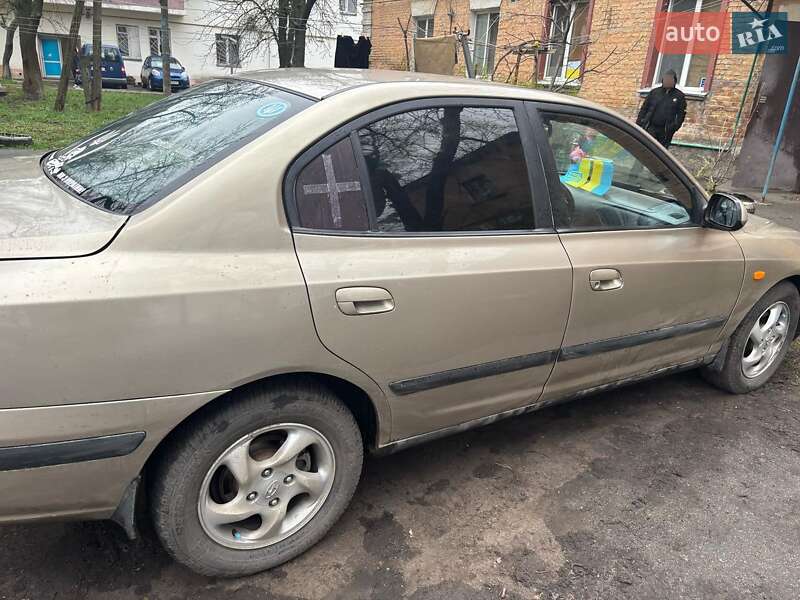 Седан Hyundai Elantra 2005 в Киеве