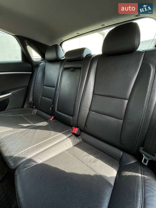 Хетчбек Hyundai Elantra 2013 в Черкасах