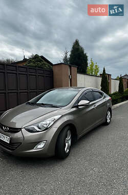 Седан Hyundai Elantra 2013 в 