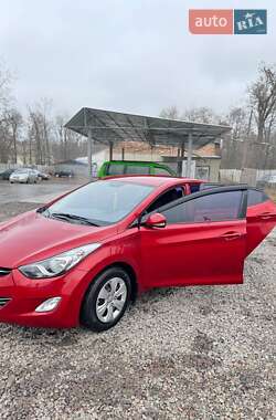 Седан Hyundai Elantra 2012 в 