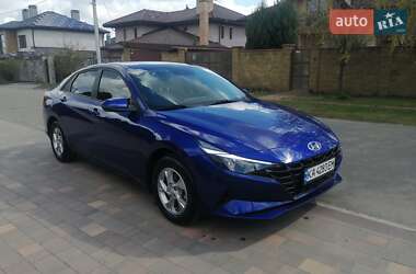 Седан Hyundai Elantra 2021 в 