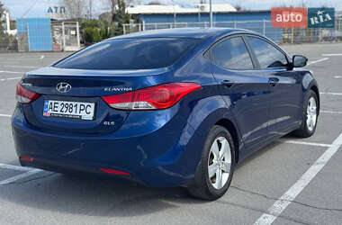Седан Hyundai Elantra 2012 в 
