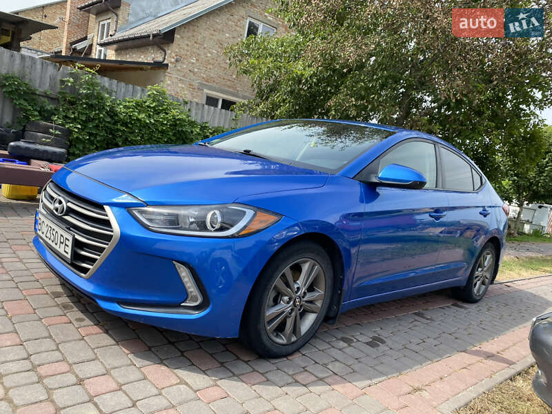 Hyundai Elantra 2016