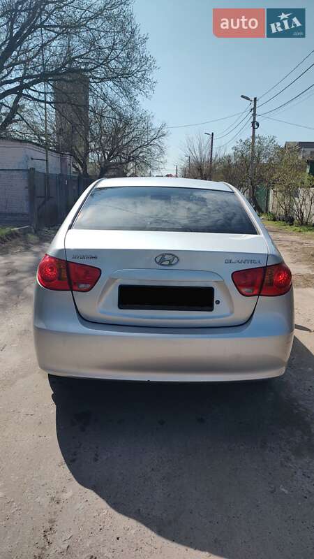 Седан Hyundai Elantra 2007 в Броварах