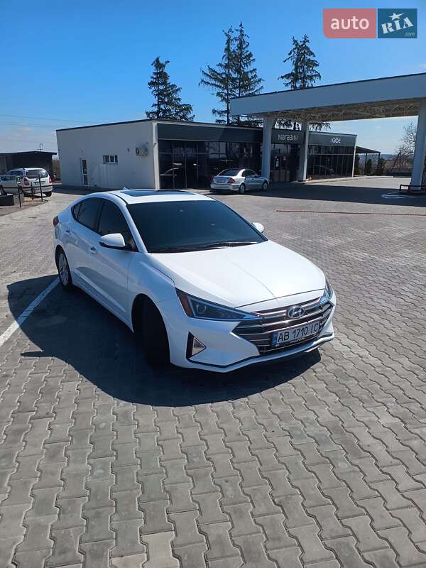 Седан Hyundai Elantra 2020 в Тульчині