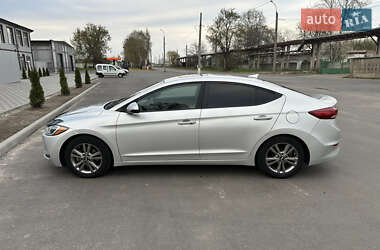 Седан Hyundai Elantra 2016 в 