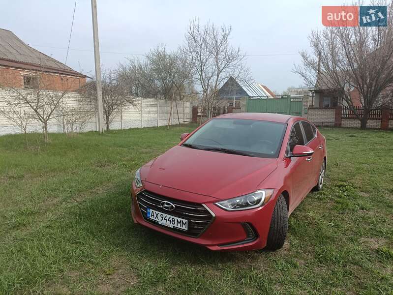Hyundai Elantra 2016
