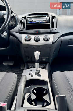 Седан Hyundai Elantra 2007 в 