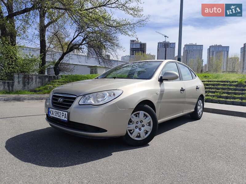 Седан Hyundai Elantra 2007 в 