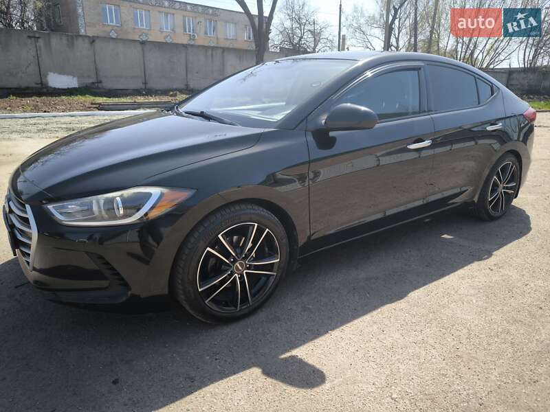 Седан Hyundai Elantra 2016 в Житомире