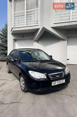 Седан Hyundai Elantra 2010 в 