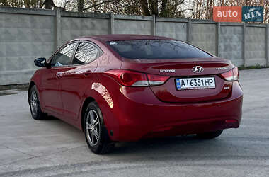 Седан Hyundai Elantra 2011 в 