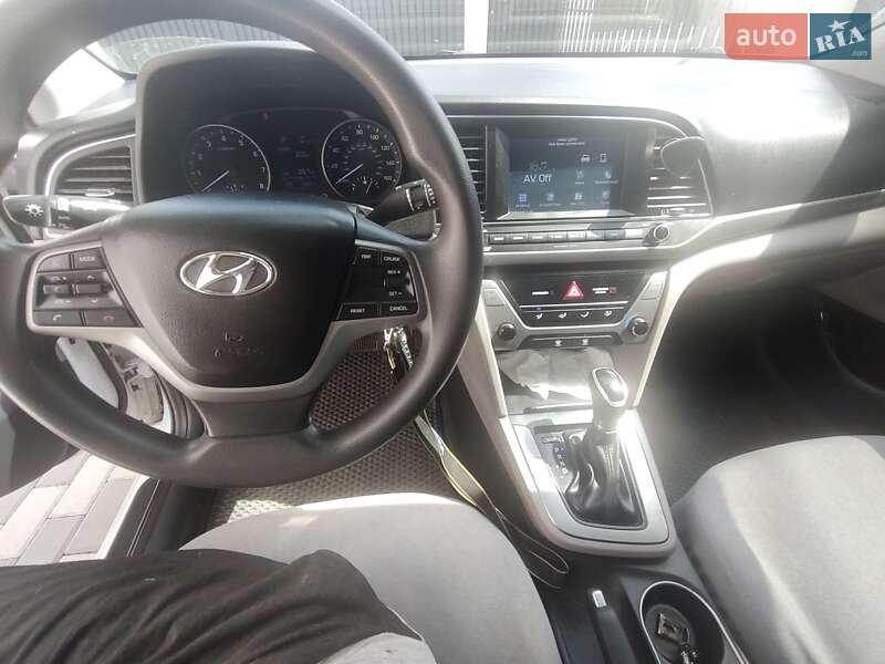 Седан Hyundai Elantra 2017 в Києві фото 8 Седан Hyundai Elantra 2017 в Києві