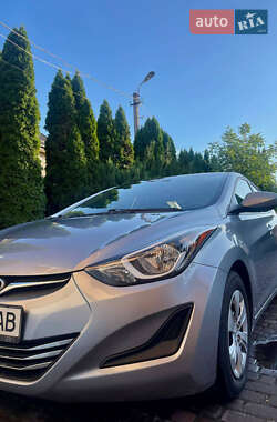 Седан Hyundai Elantra 2015 в 