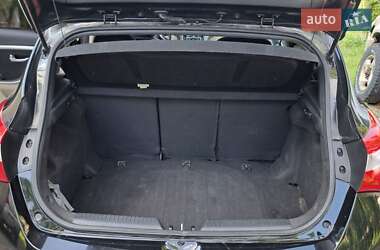 Хэтчбек Hyundai Elantra 2013 в 