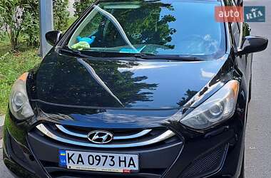Хэтчбек Hyundai Elantra 2013 в 