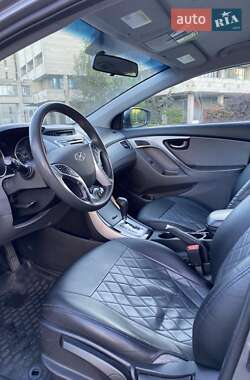 Седан Hyundai Elantra 2011 в 