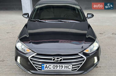 Седан Hyundai Elantra 2017 в Києві