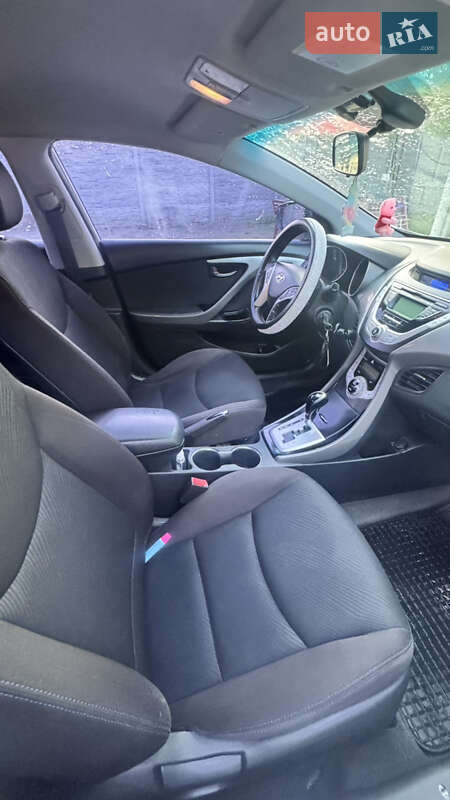 Седан Hyundai Elantra 2012 в Запорожье
