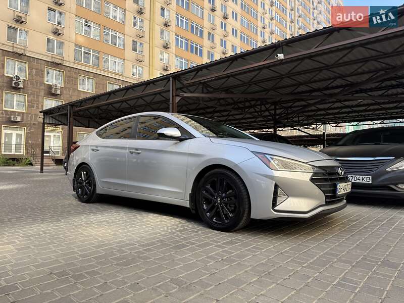 Седан Hyundai Elantra 2018 в Одесі